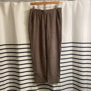 H & M army green flow pant